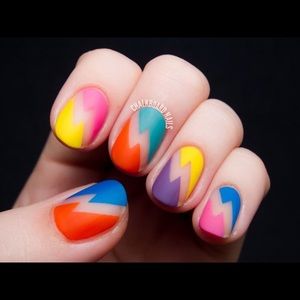 Meet your Posher, Amena